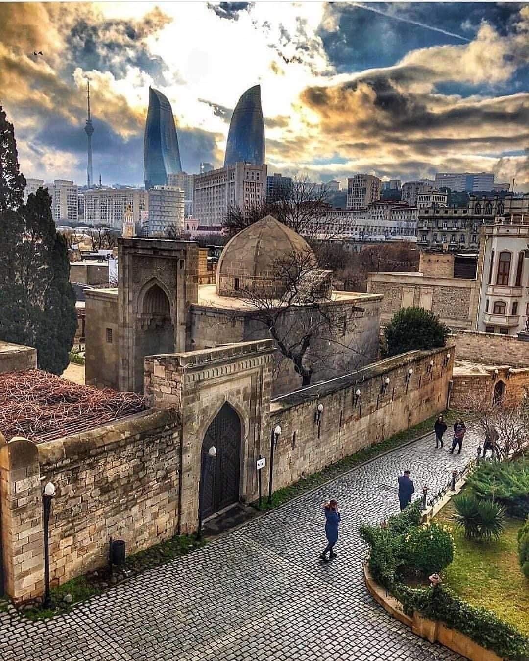 baku shirvanshah palace
